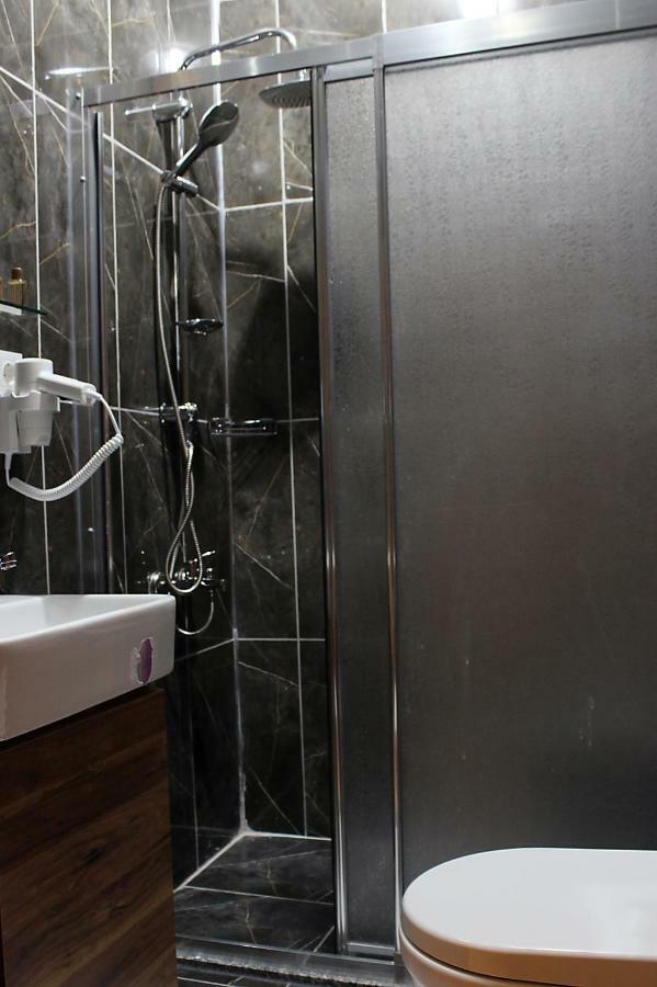 La Serena Hotel & Suites Stambuł Zewnętrze zdjęcie